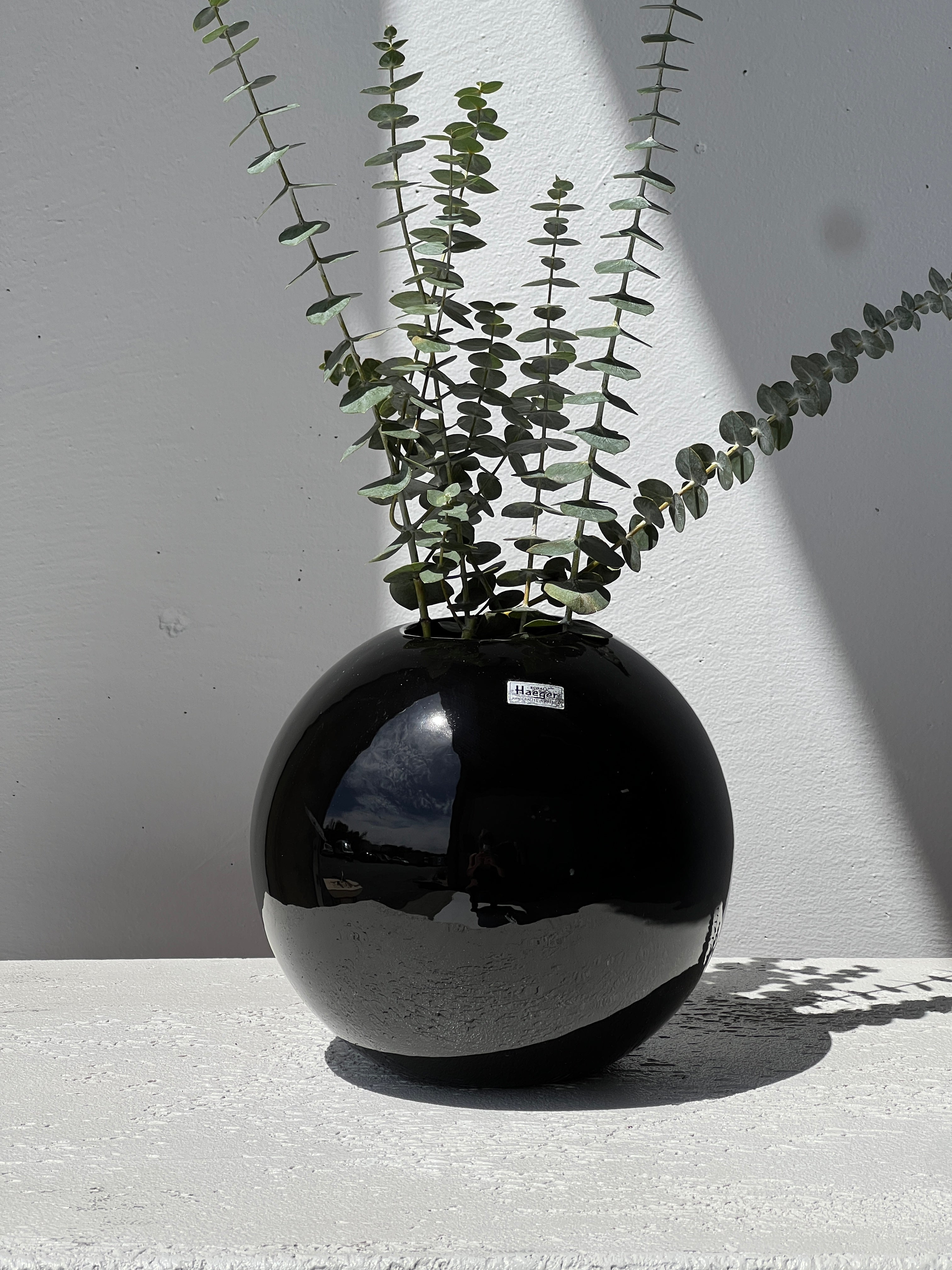 Black Orb Haeger Vase, 1990s