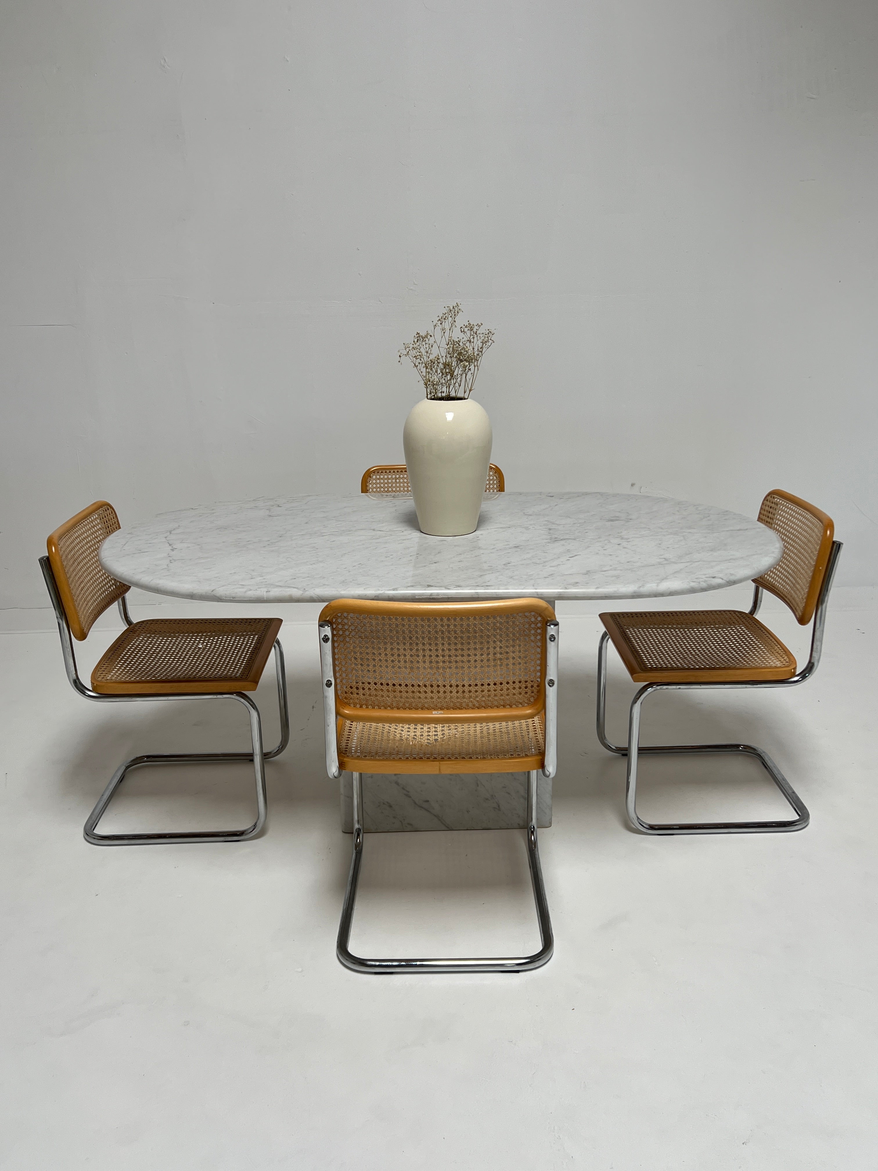 1970s Italian Carrara Marble Dining Table