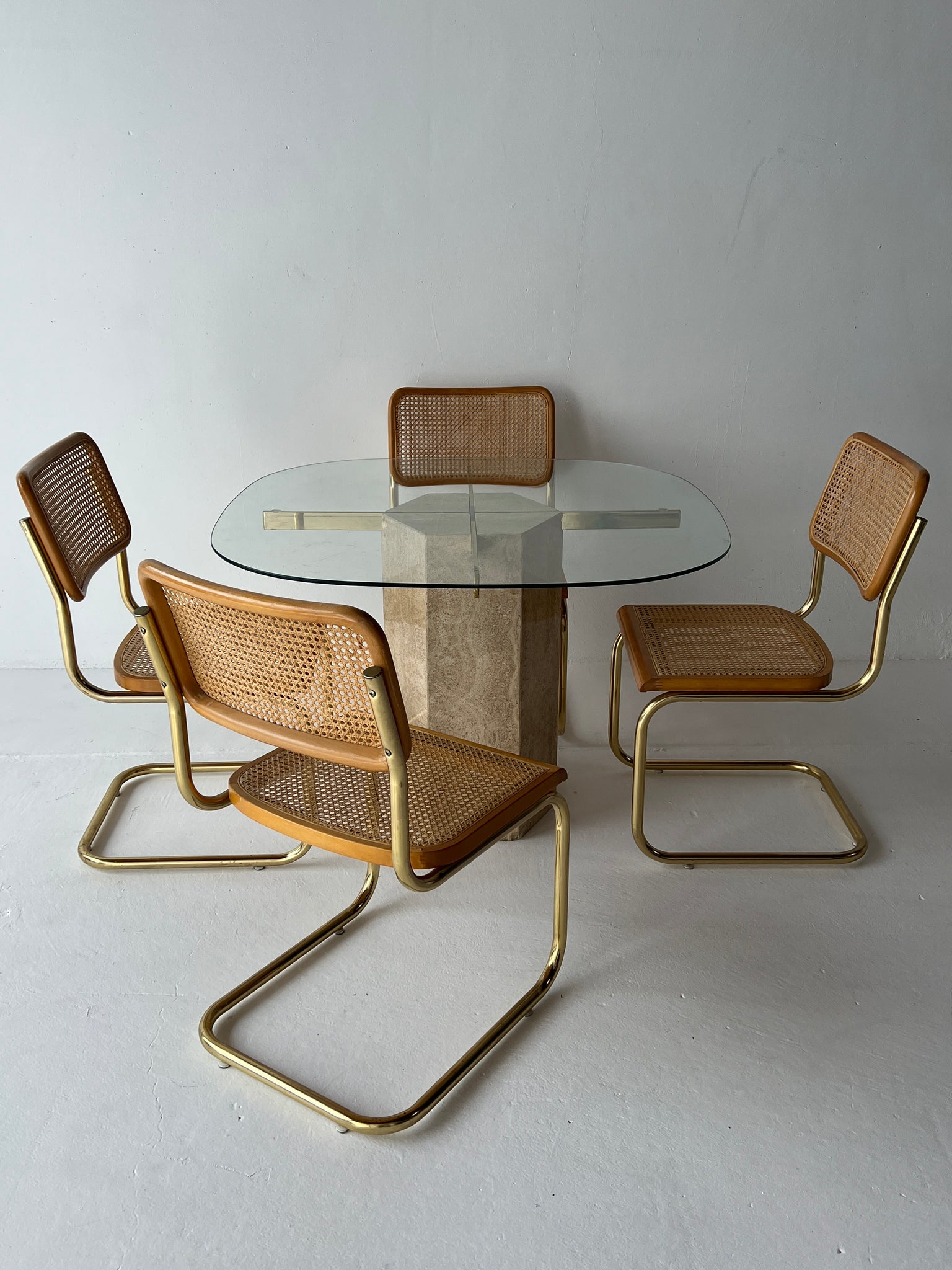 Artedi Style Dining Table