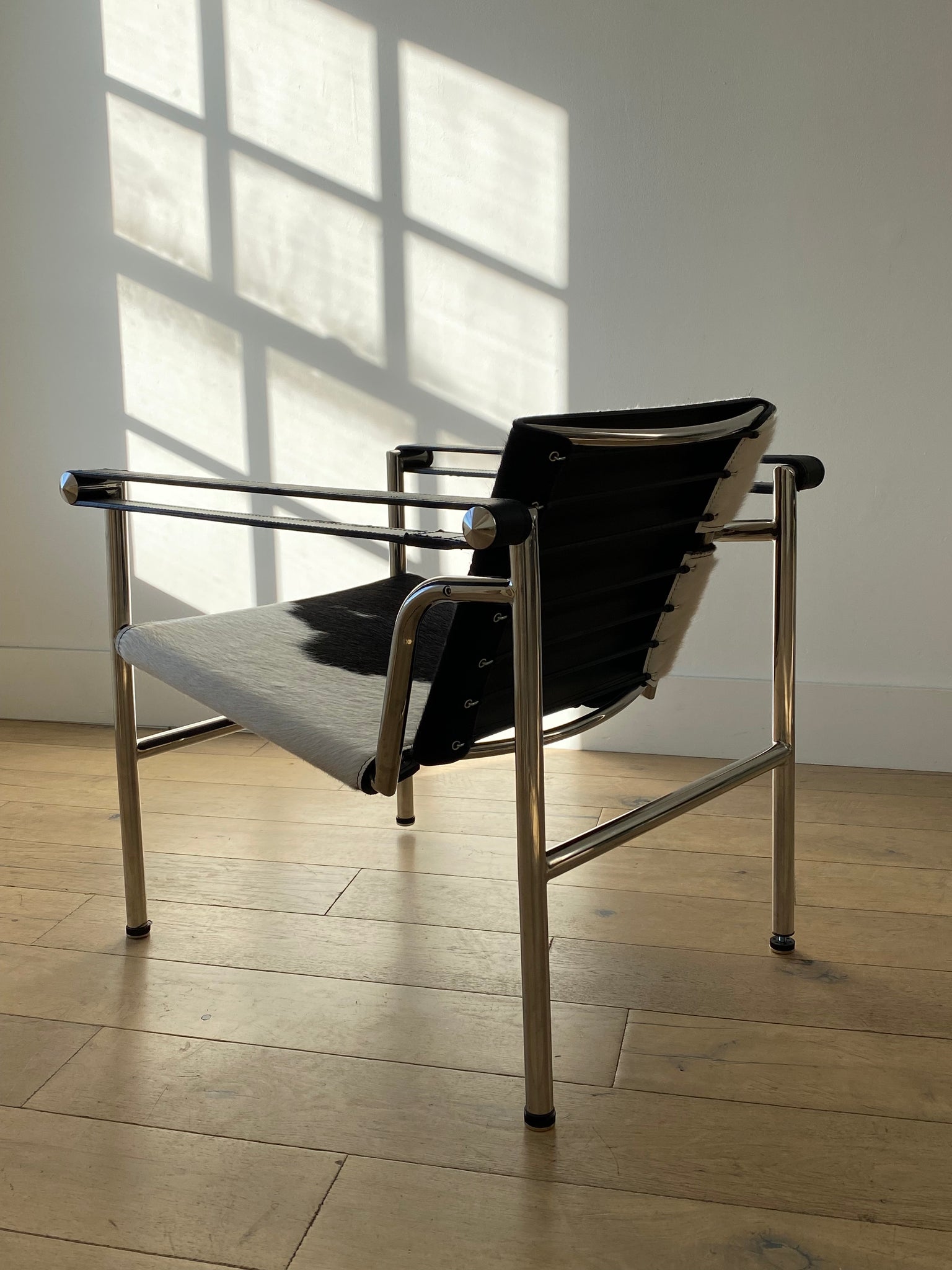 Corbusier Basculant Style Sling Chairs